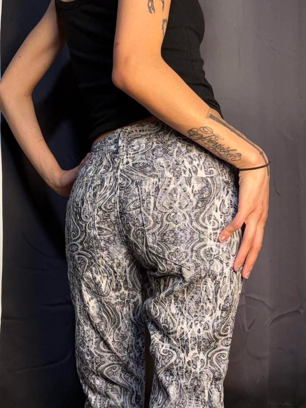 Cache Pants - Picture 3 of 8